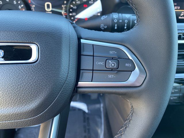 New 2026 Red Jeep Latitude image 29