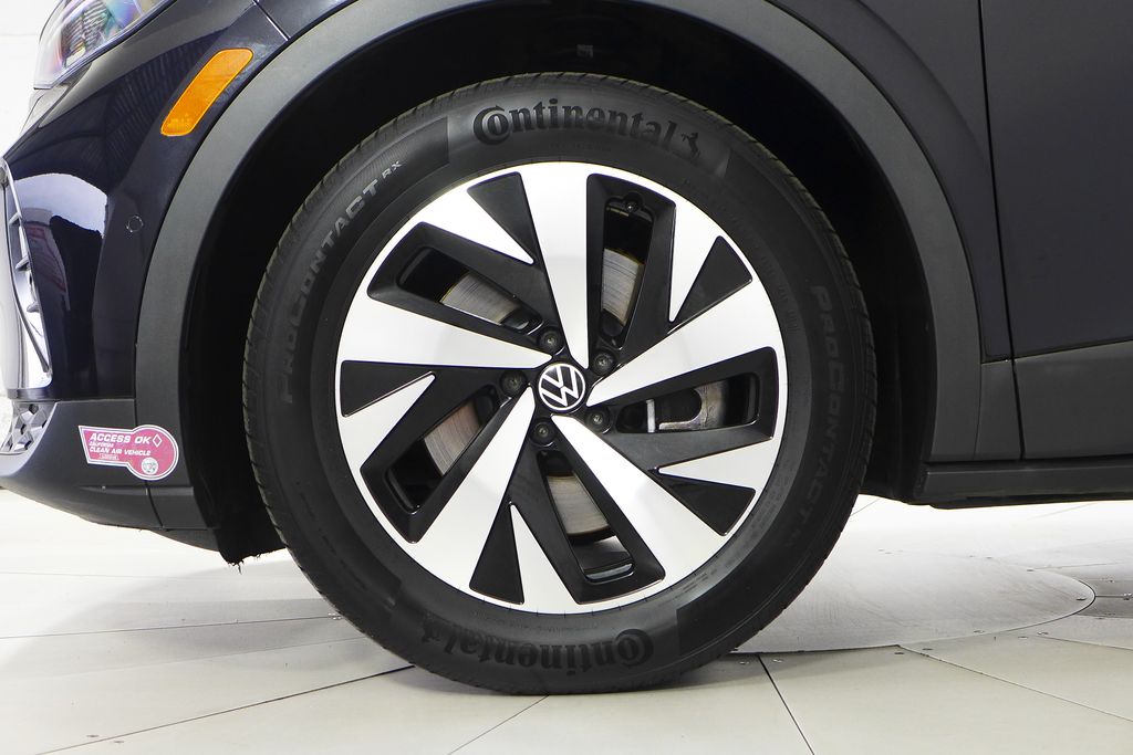 Thumbnail: 2023 Volkswagen ID.4 - 5
