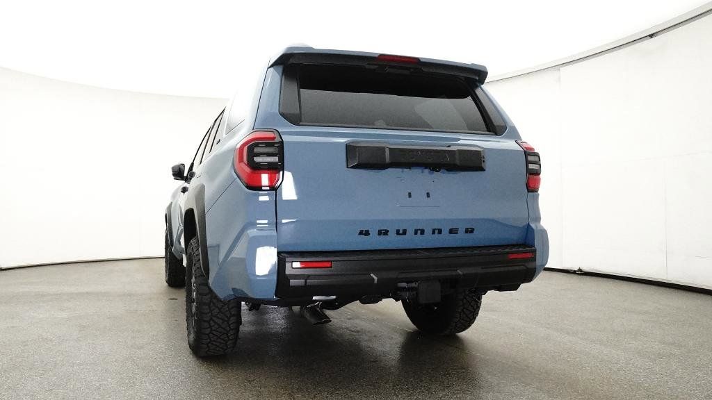Thumbnail: 2025 Toyota 4Runner - 31
