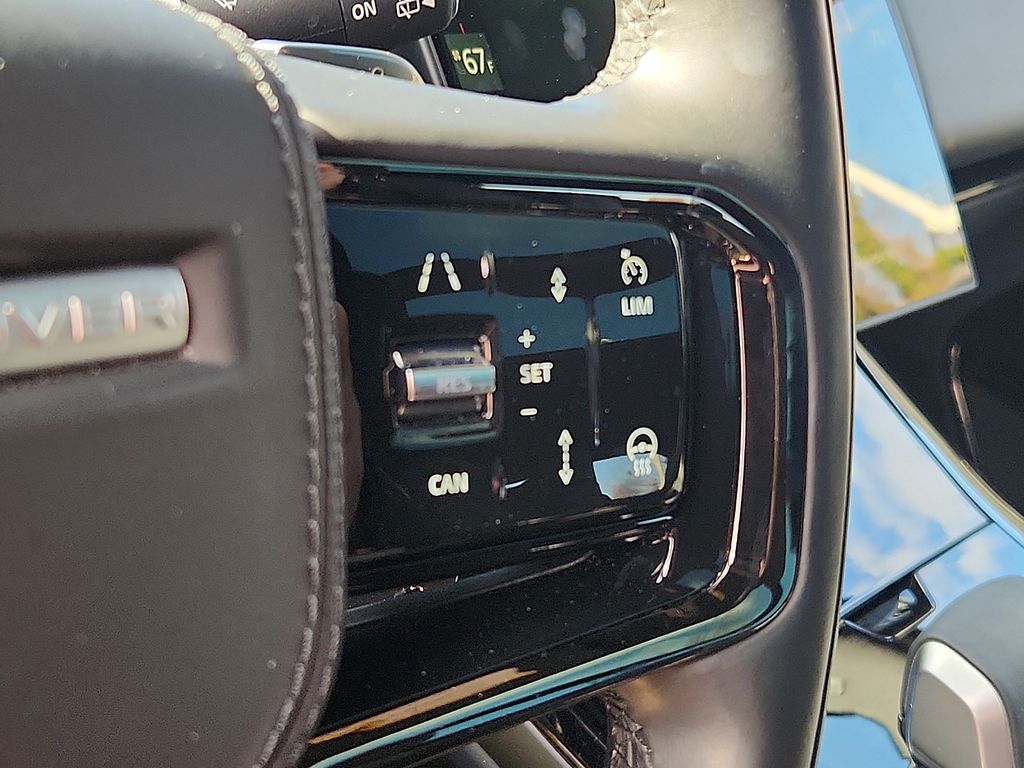 Thumbnail: 2024 Land Rover Range Rover Sport - 23