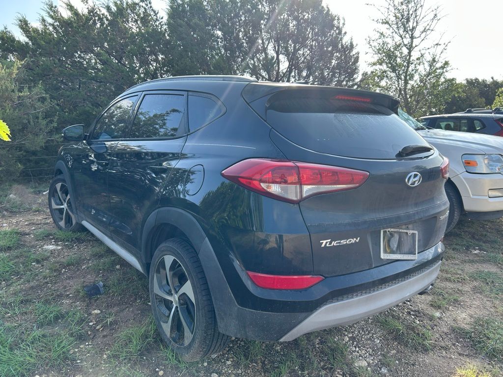 2017 Hyundai Tucson Sport 2