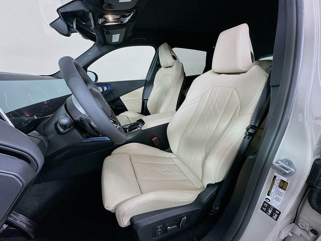 Thumbnail: 2026 BMW X3 - 16