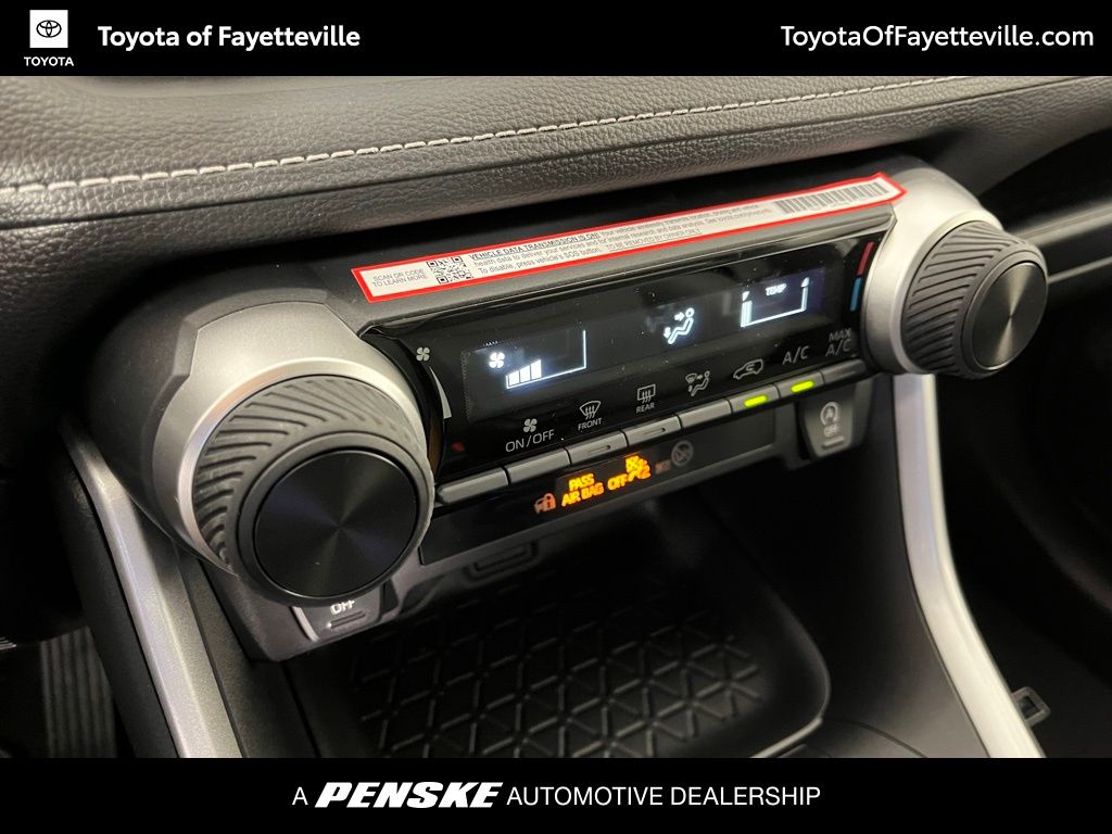 Thumbnail: 2025 Toyota RAV4 - 30