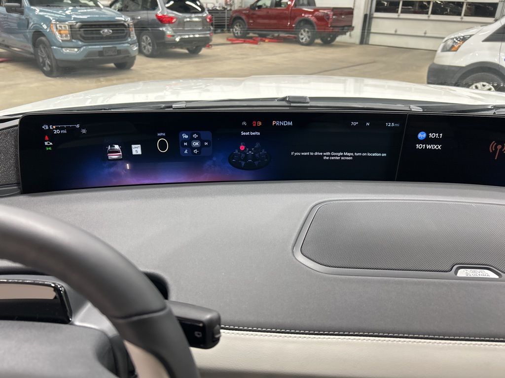 new 2026 Lincoln Navigator car, priced at $106,480