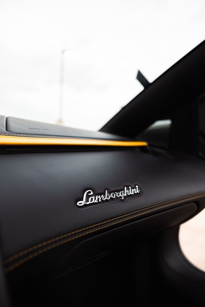 Thumbnail: 2019 Lamborghini Aventador - 23