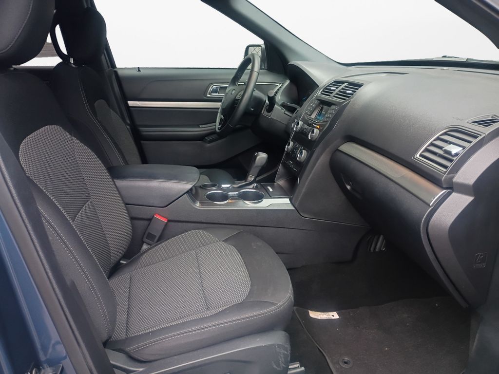 Used Car 2019 Ford Explorer  Xlt For Sale Under $20,000 In Austin, Texas