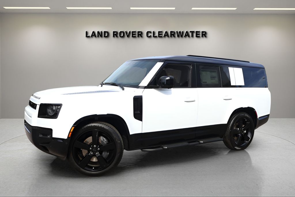 2026 Land Rover Defender 130 P400 X-Dynamic SE AWD