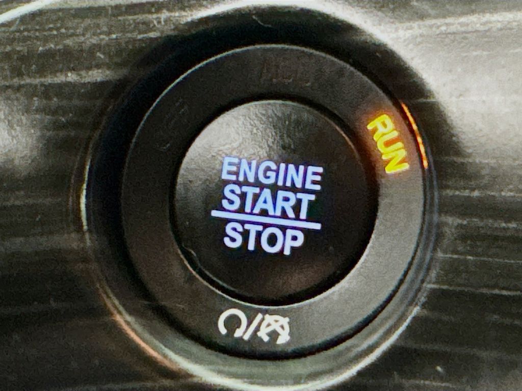 Used Car 2022 Jeep Grand Cherokee Wk  Laredo X For Sale Under $30,000 In Austin, Texas