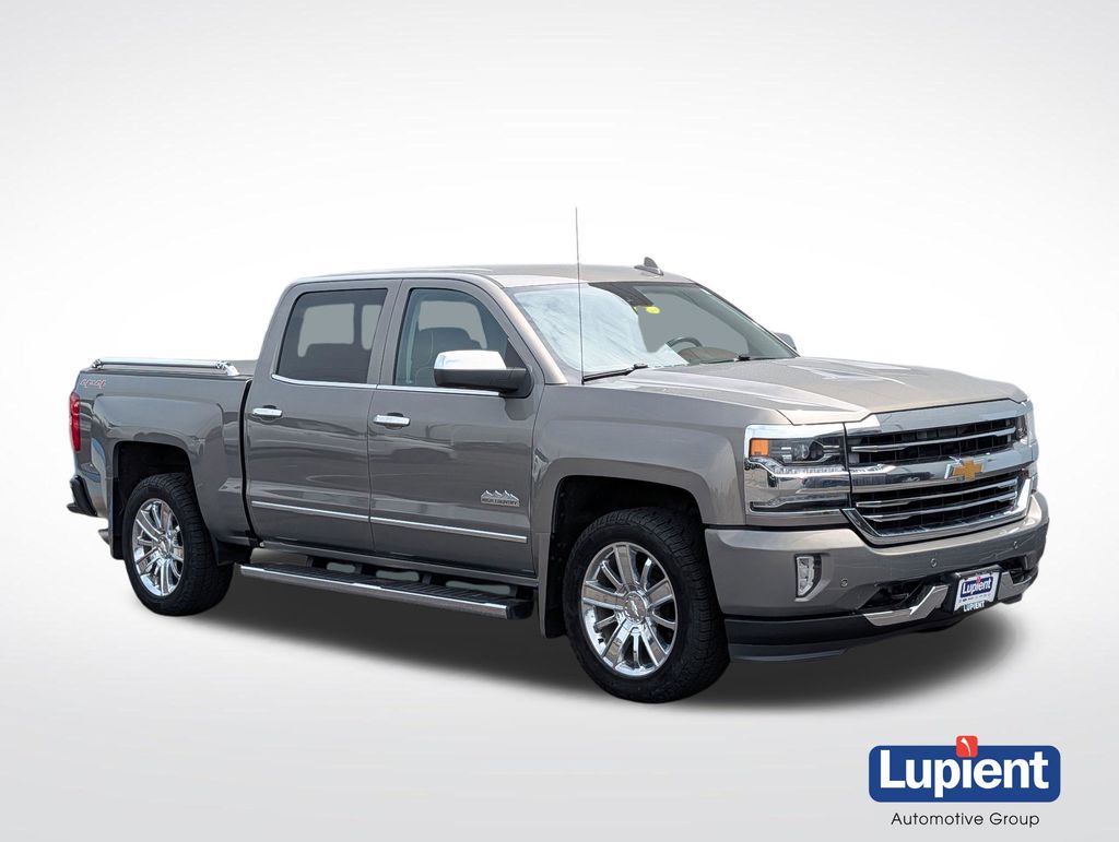 Pepperdust Metallic 2017 Chevrolet Silverado 1500 High Country Crew Cab 4WD Pickup Truck Four-Wheel Drive 8-Speed Automatic Overdrive