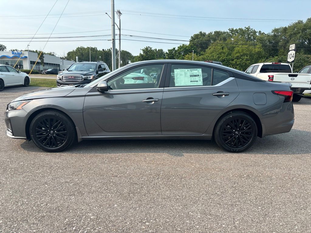 New 2026 Gray Nissan 2.5 SV image 9