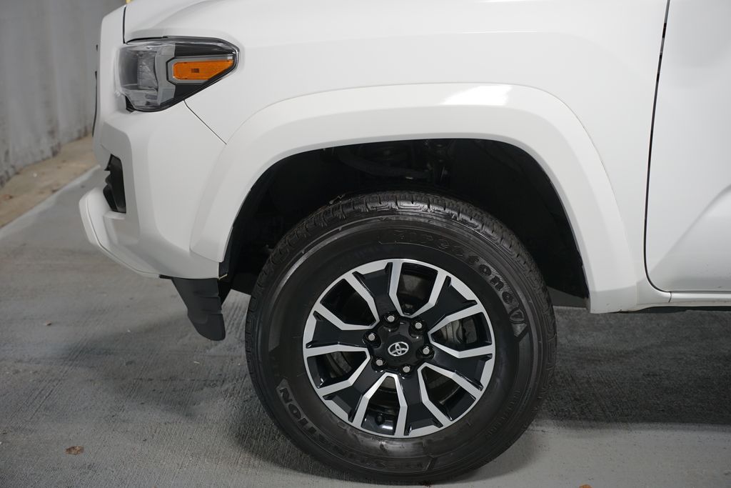 Thumbnail: 2023 Toyota Tacoma - 5