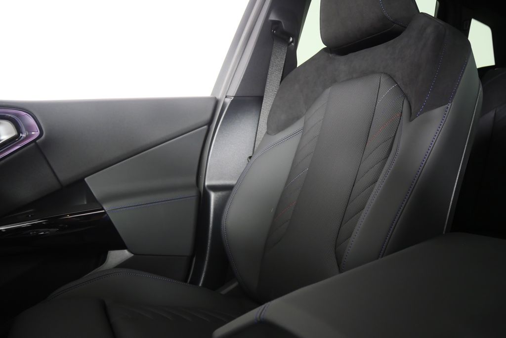 Thumbnail: 2026 BMW X3 - 22