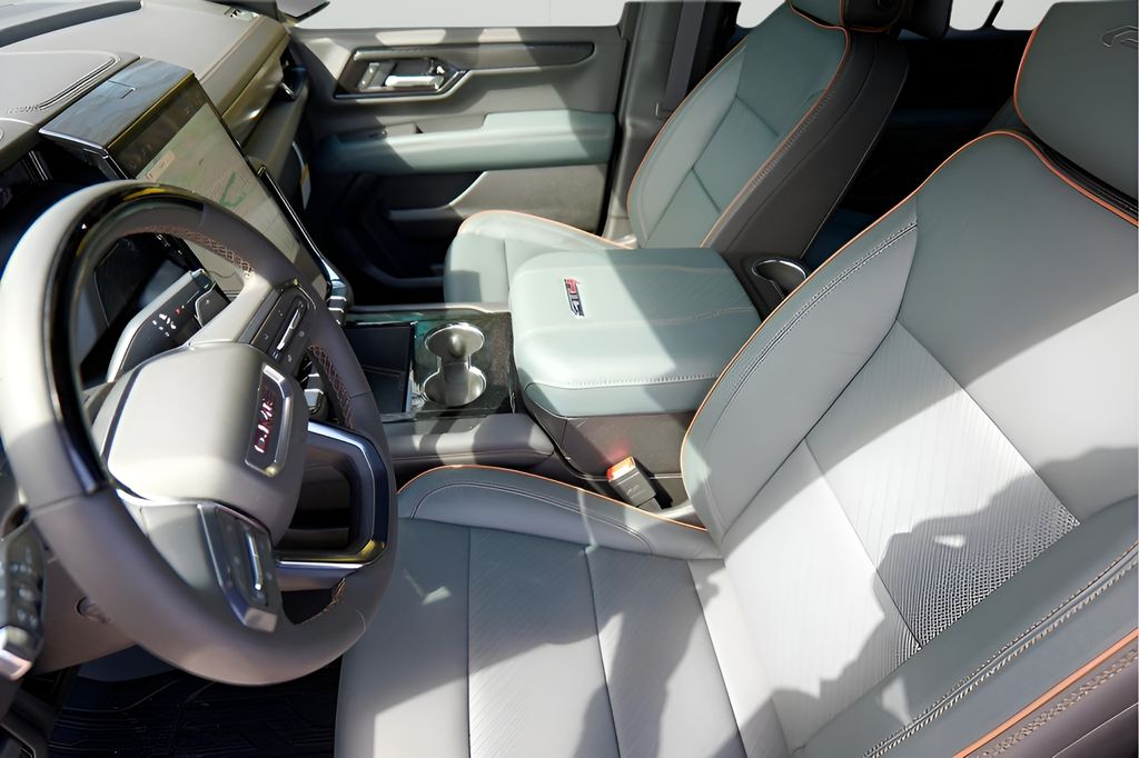 New 2026 Green GMC AT4 image 9