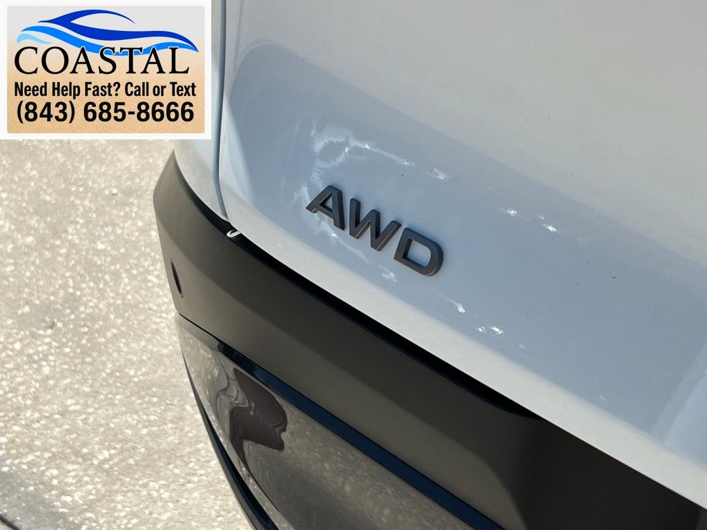 2026 Nissan Murano SL White at Coastal Chevrolet Cadillac