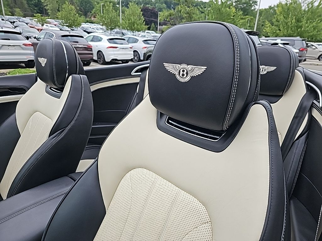 2021 Bentley Continental GT V8 28