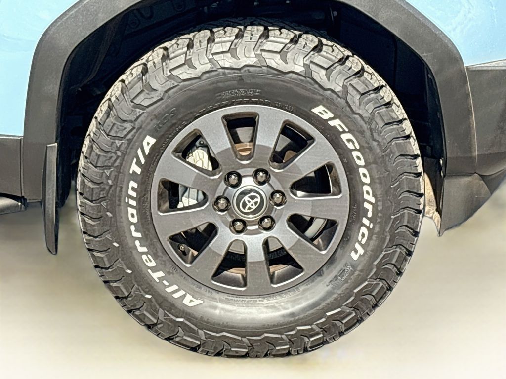 Thumbnail: 2025 Toyota Land Cruiser - 32