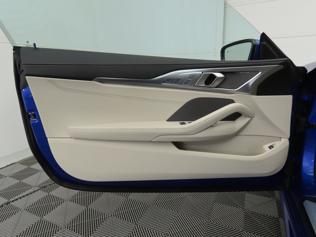 Thumbnail: 2026 BMW 8 Series - 22