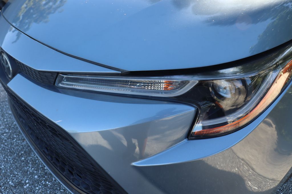 Thumbnail: 2022 Toyota Corolla - 3