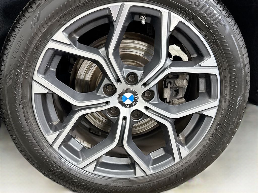 Thumbnail: 2020 BMW X1 - 30