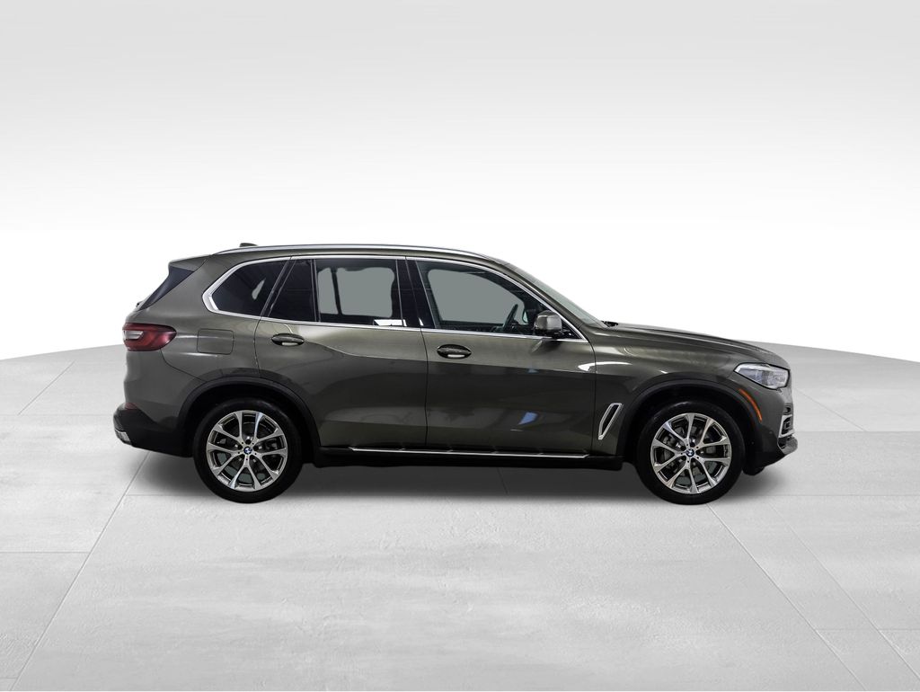 2022 BMW X5 xDrive40i 6