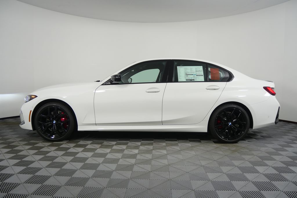 Thumbnail: 2026 BMW 3 Series - 6