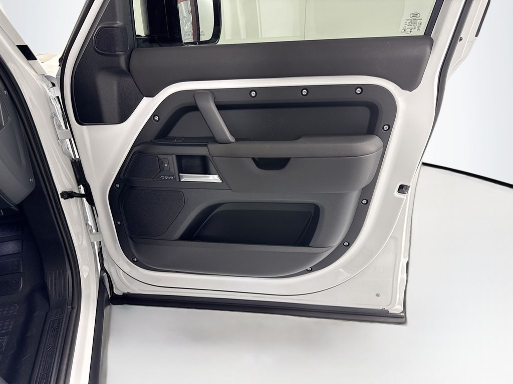 Thumbnail: 2026 Land Rover Defender - 27