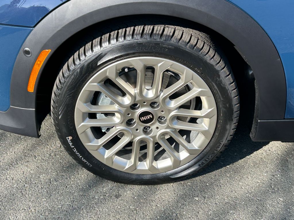 Thumbnail: 2026 MINI Cooper - 9