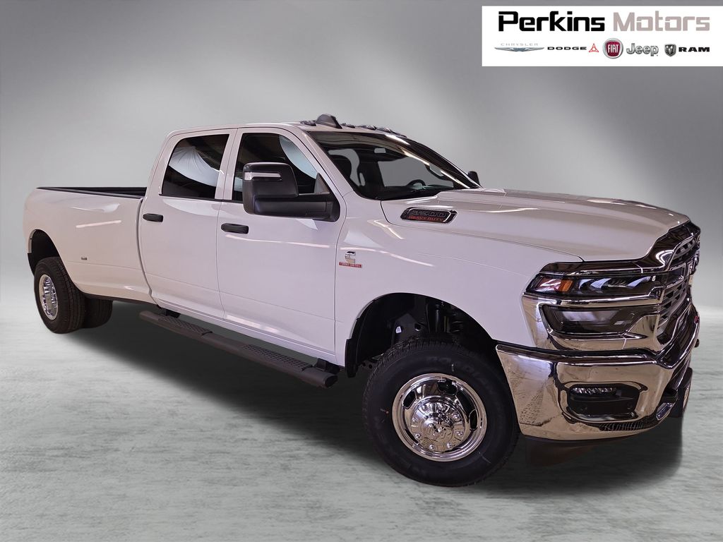 2026 RAM 3500 Tradesman Crew Cab LB DRW 4WD