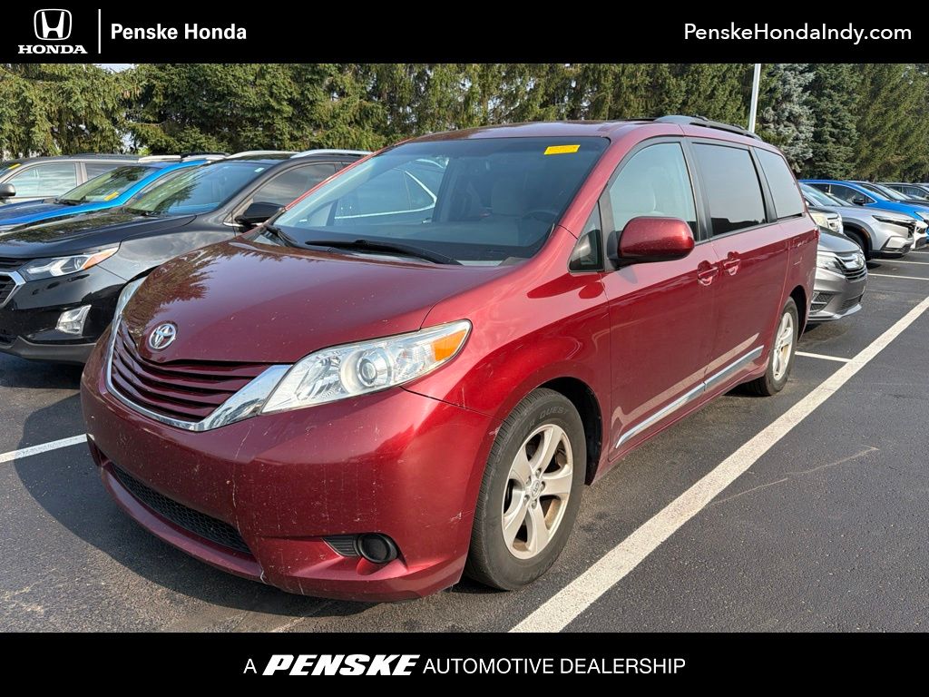 2015 Toyota Sienna LE -
                  Indianapolis, IN