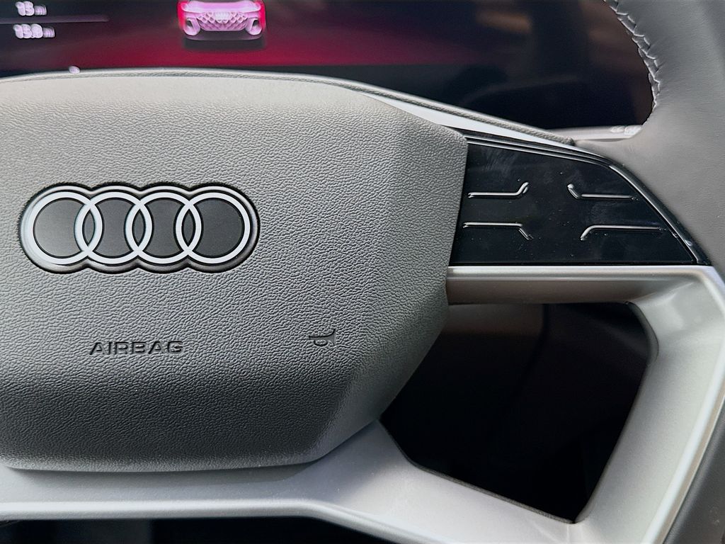 Thumbnail: 2025 Audi Q5 - 12