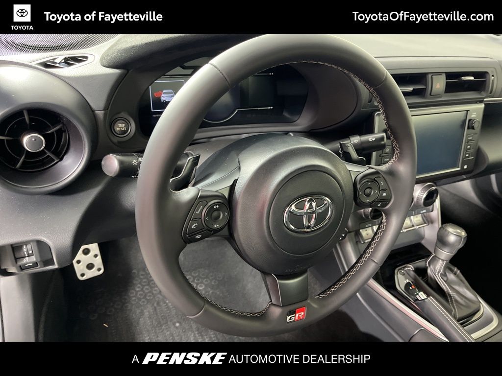 Thumbnail: 2022 Toyota GR86 - 25