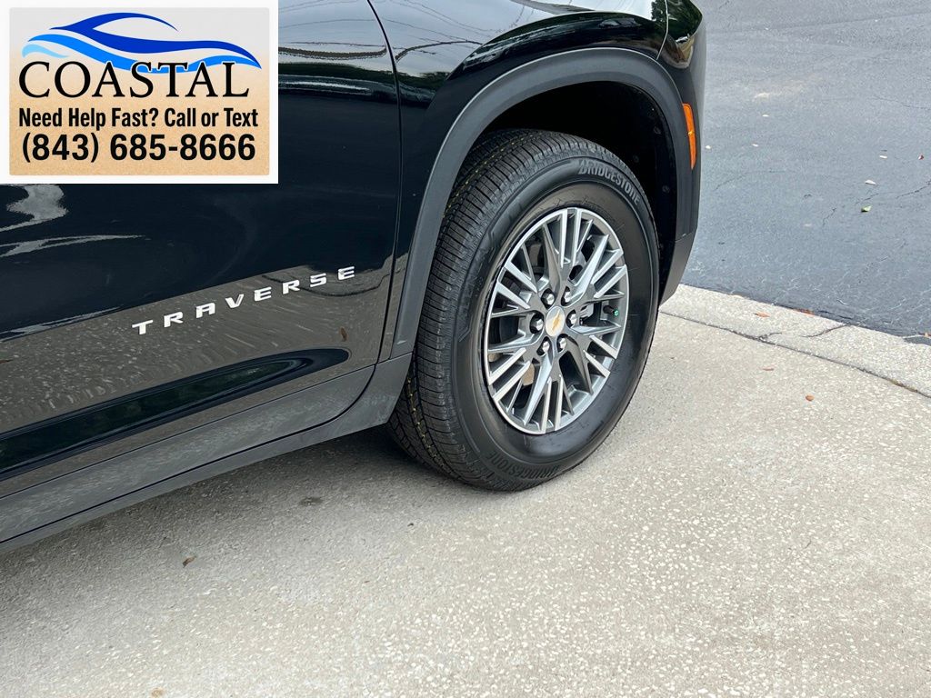 2025 Chevrolet Traverse LT Black at Bob Mills Chevrolet