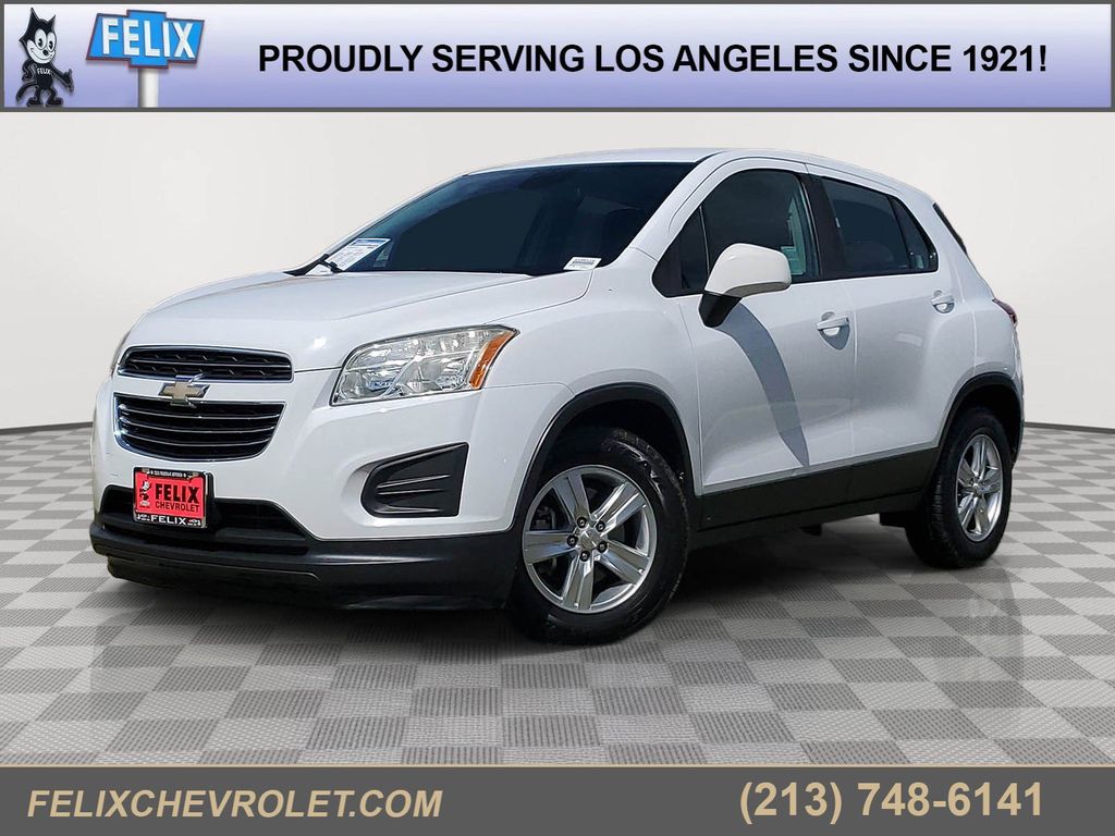 Summit White 2016 Chevrolet Trax LS FWD SUV / Crossover Front-Wheel Drive 6-Speed Automatic
