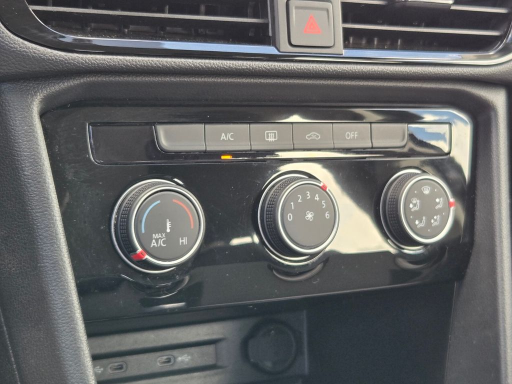 2024 Volkswagen Taos - $17,977