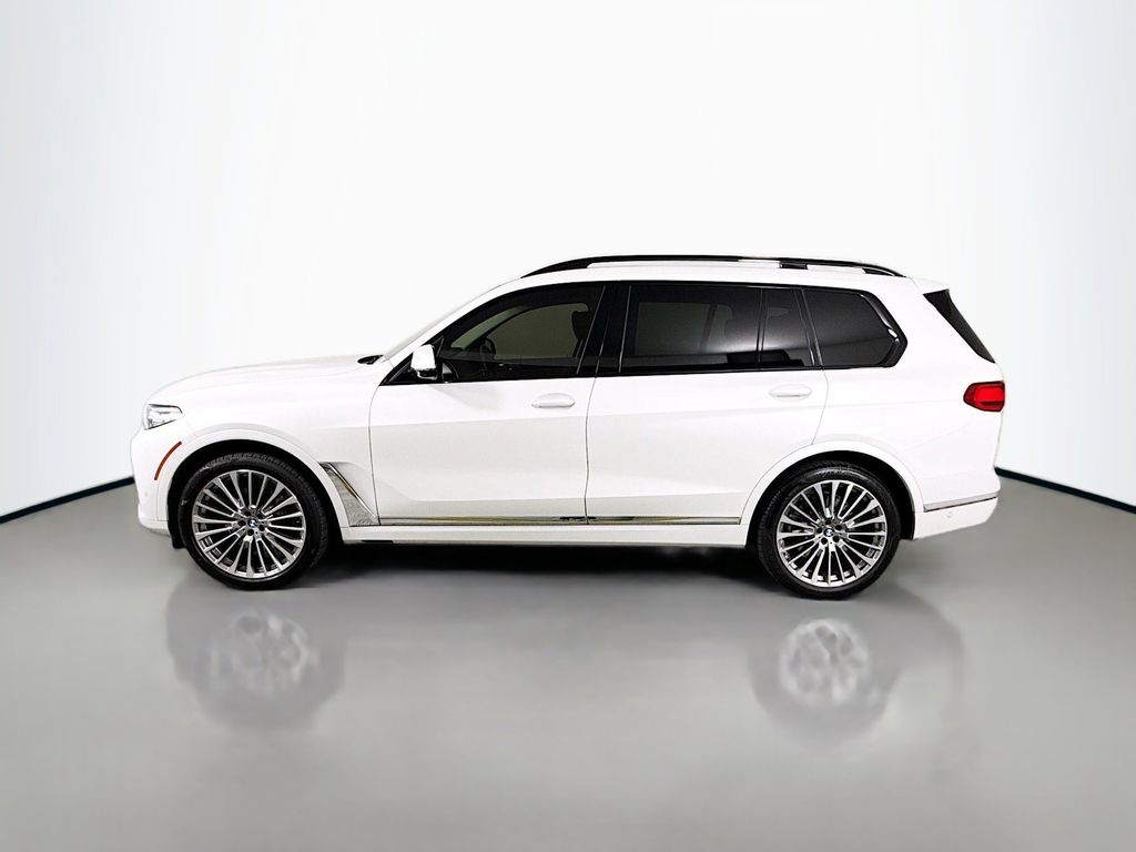 Thumbnail: 2021 BMW X7 - 8