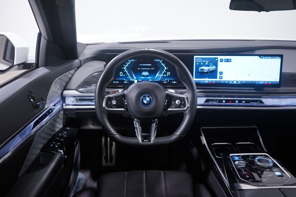2024 BMW i7 eDrive50 11