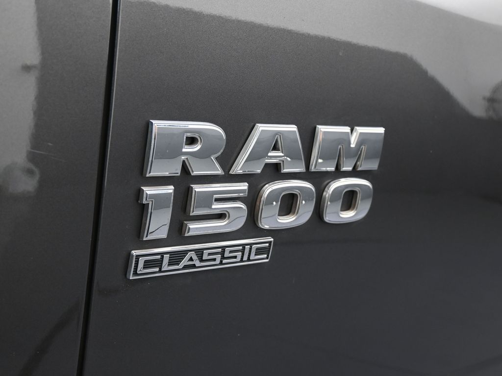 Used 2021 Granite Crystal Metallic Clearcoat Ram Tradesman image 25