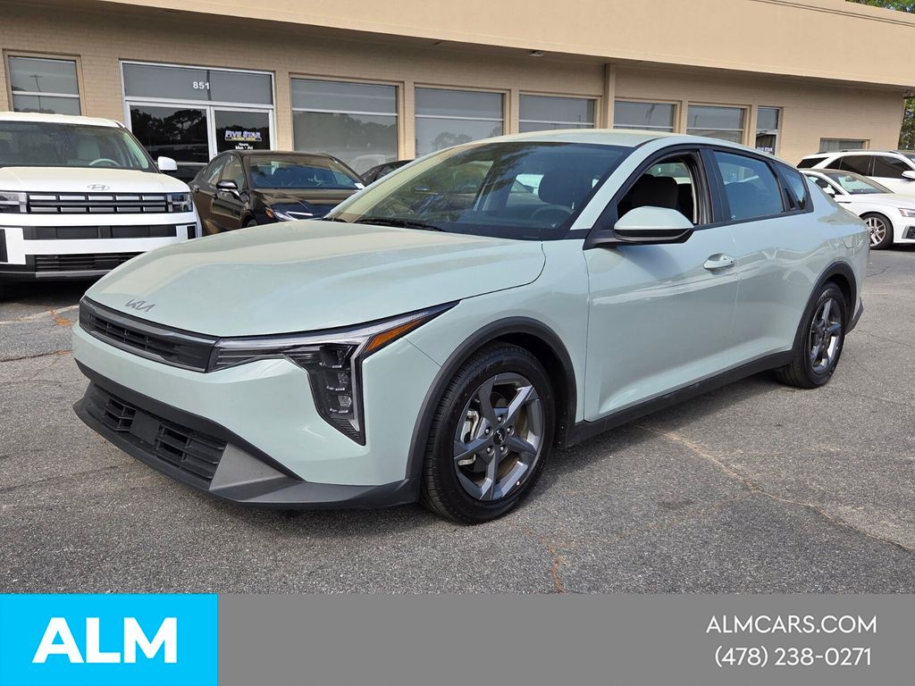 Morning Haze 2025 Kia K4 LXS FWD Sedan Front-Wheel Drive Continuously Variable Transmission