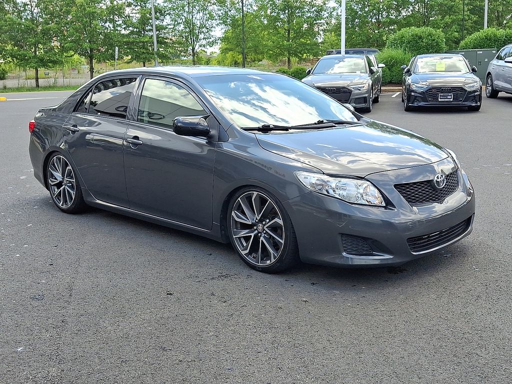 Thumbnail: 2010 Toyota Corolla - 3