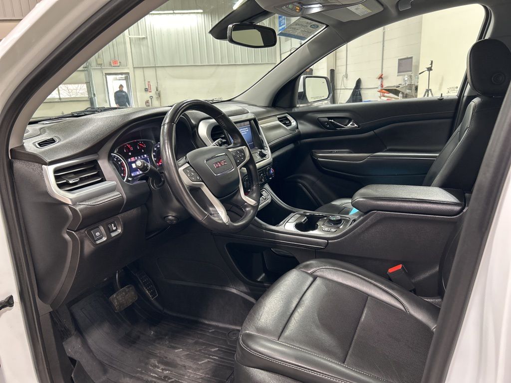 used 2022 GMC Acadia car, priced at $28,976