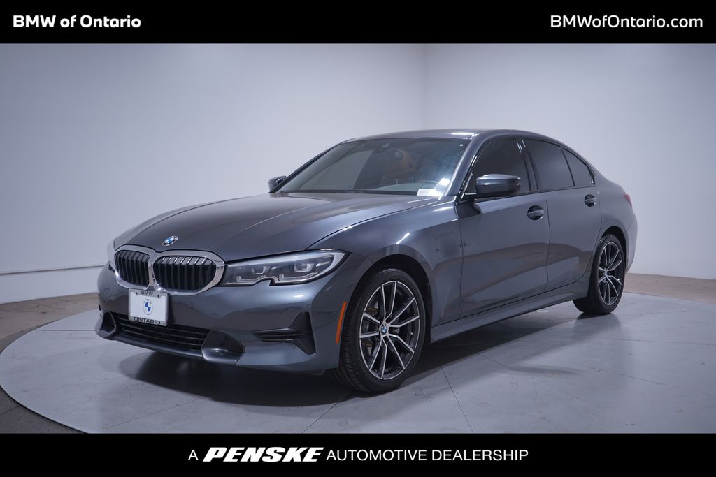 Thumbnail: 2022 BMW 3 Series - 1
