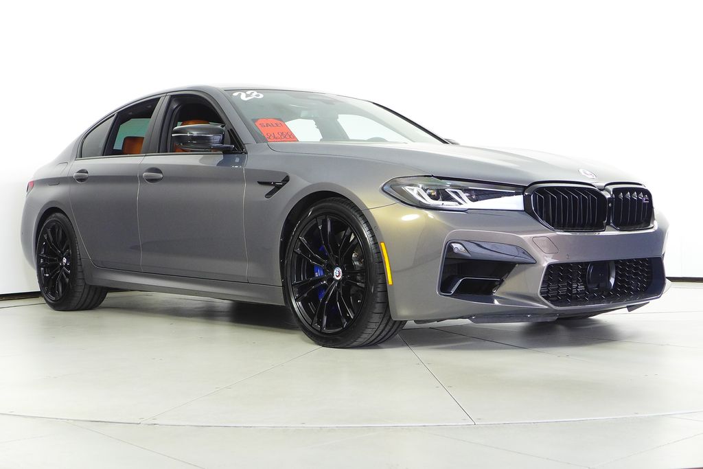 Thumbnail: 2023 BMW M5 - 4