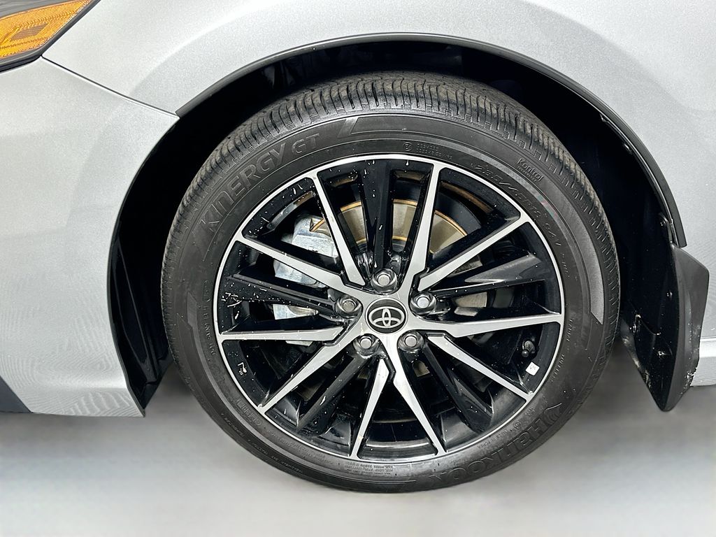 Thumbnail: 2023 Toyota Camry - 29