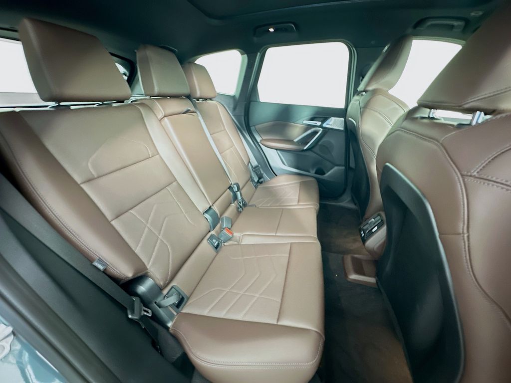 Thumbnail: 2025 BMW X1 - 27