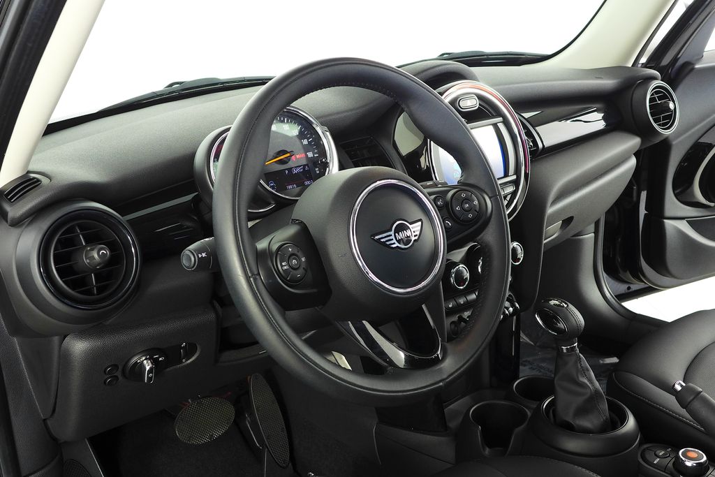 Thumbnail: 2019 MINI Cooper - 31