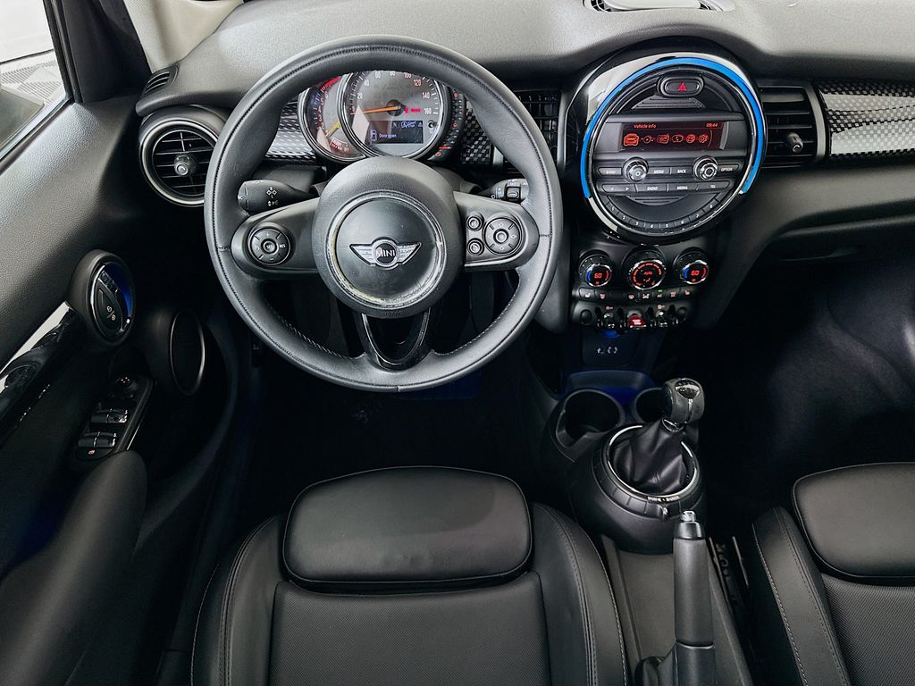 Thumbnail: 2015 MINI Cooper - 21