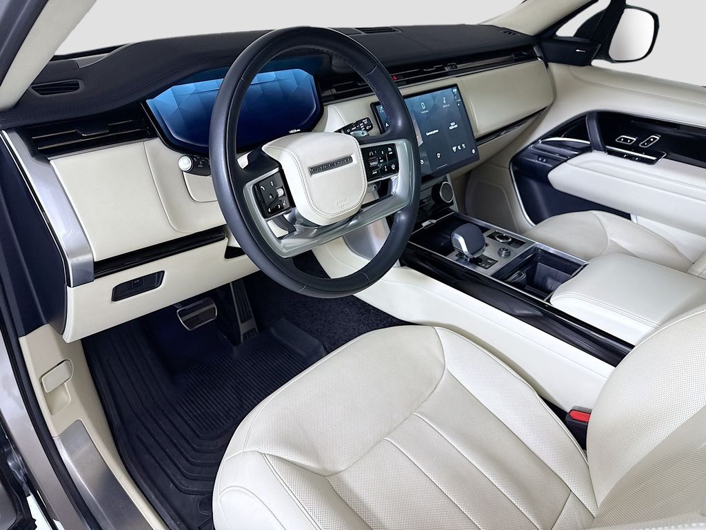 Thumbnail: 2023 Land Rover Range Rover - 9