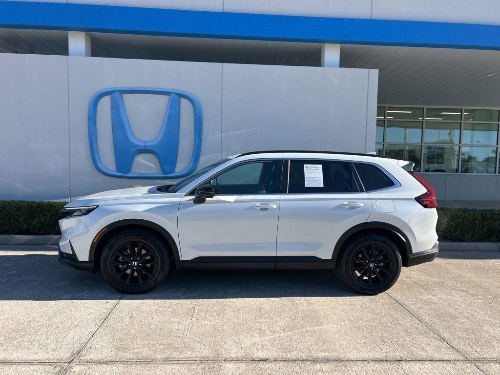 View vehicle photo 5