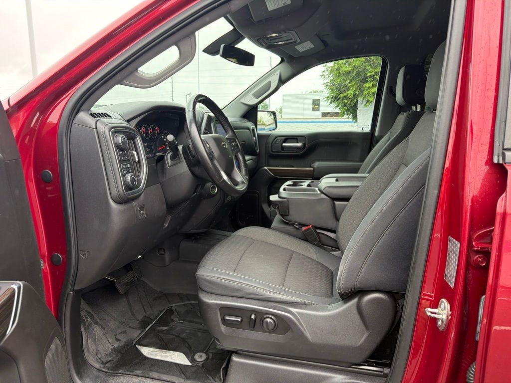 Thumbnail: 2019 Chevrolet Silverado 1500 - 16