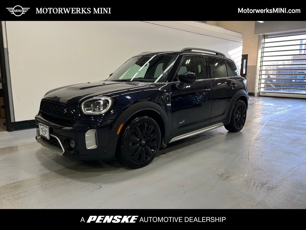 2022 MINI Cooper Countryman Iconic -
                Golden Valley, MN